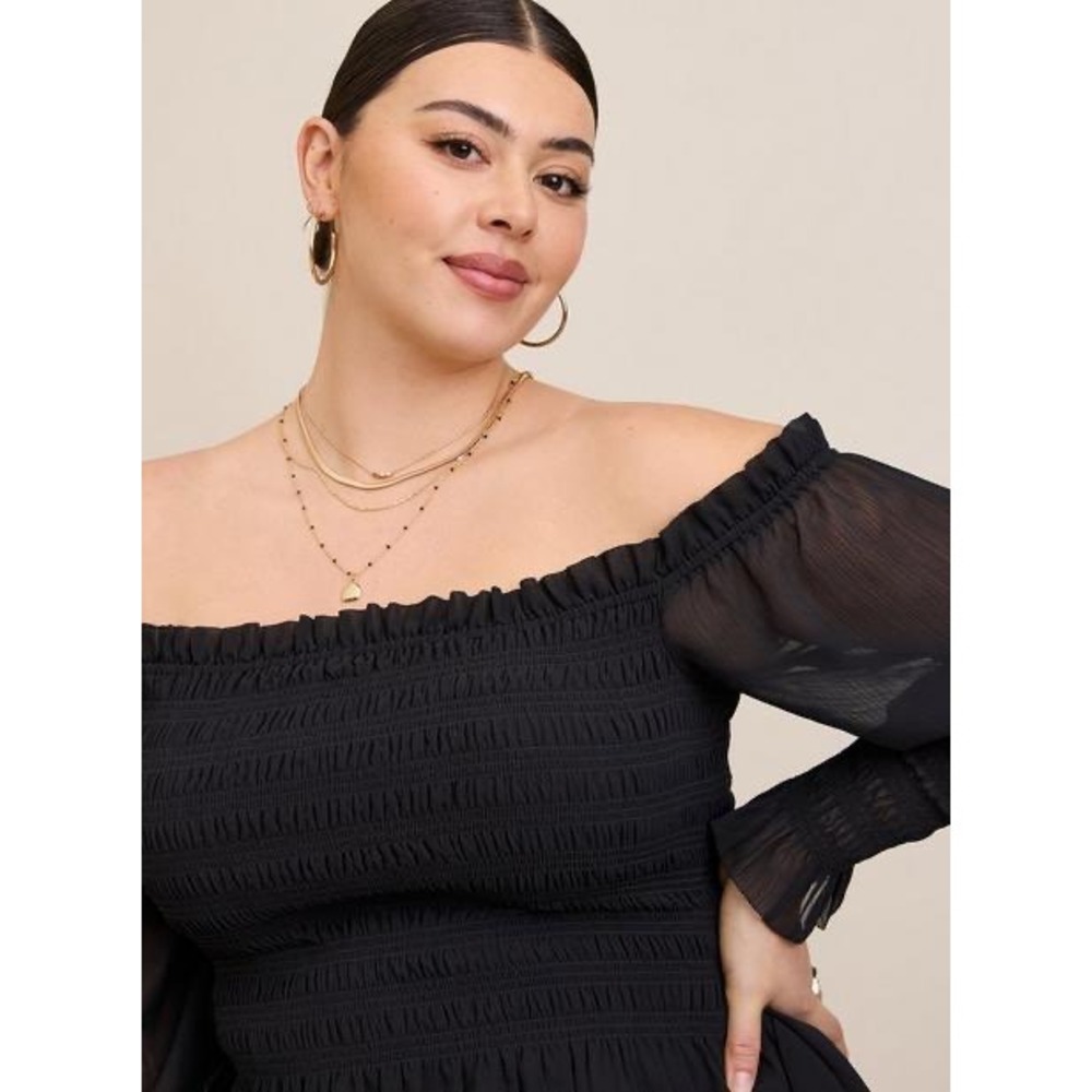 Torrid Black Chiffon Smocked Off The Shoulder Peplum Top Size 2 Plus 2X - Picture 4 of 8